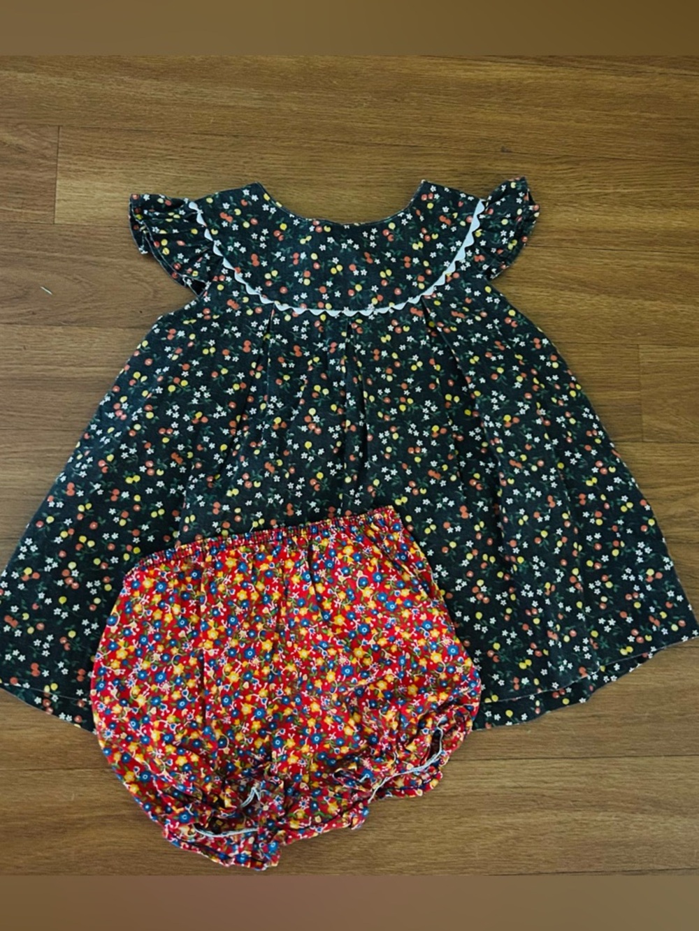Vintage calico print brown red yellow ric rac trim outfit with bloomers 24m 2T